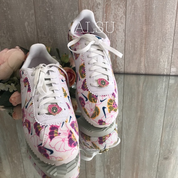 Nike Classic Cortez LX Floral W AUTHENTIC - Picture 2 of 7